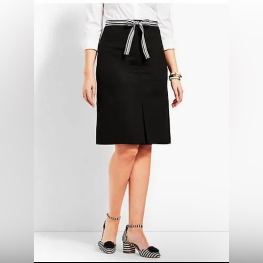 TALBOTS Black Pique Ribbon-Tie Front-Pleat A-Line Skirt Size 6